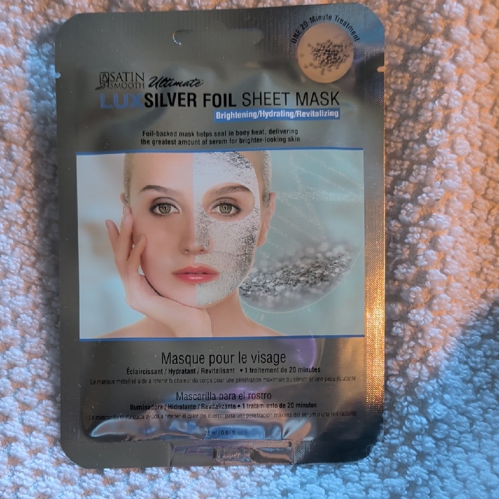 Satin Smooth Silver Foil Sheet - 2 Single Masks